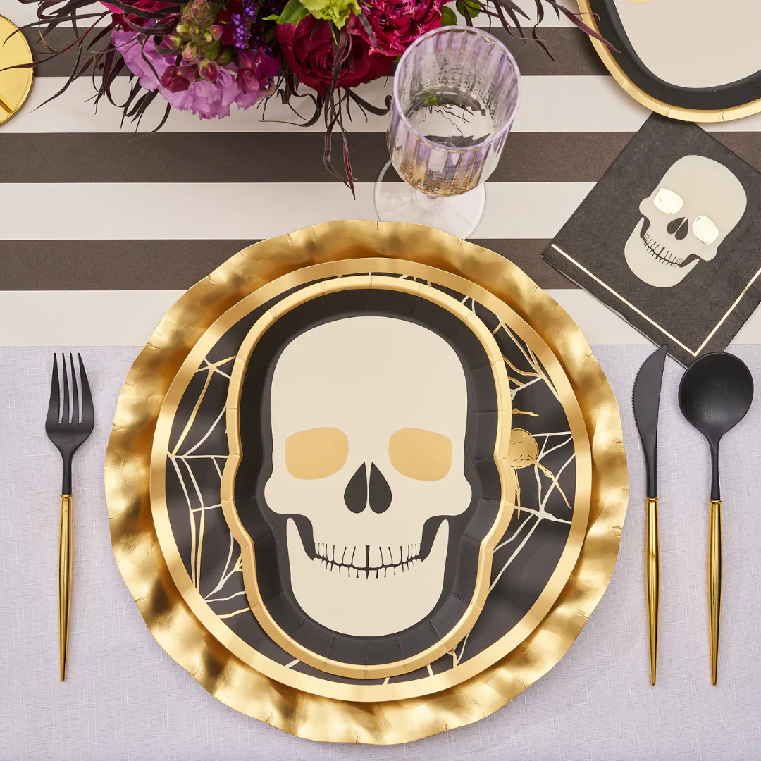 Sophistiplate Die-Cut Classic Spooky Skull Salad & Dessert Plates – 8pk - Image 2