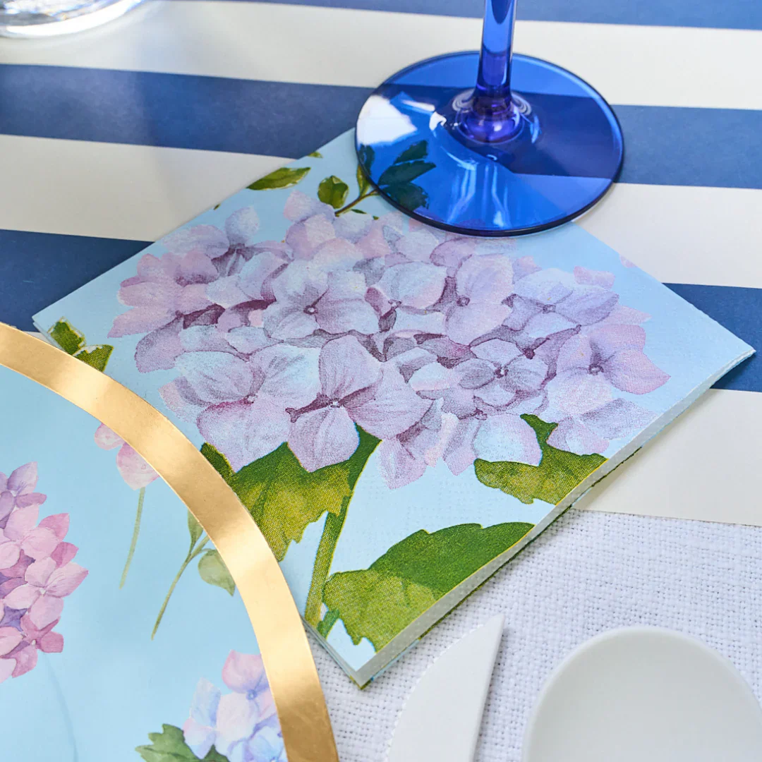 Sophistiplate Paper Beverage Napkins – Pack of 20 – Hydrangeas - Image 2