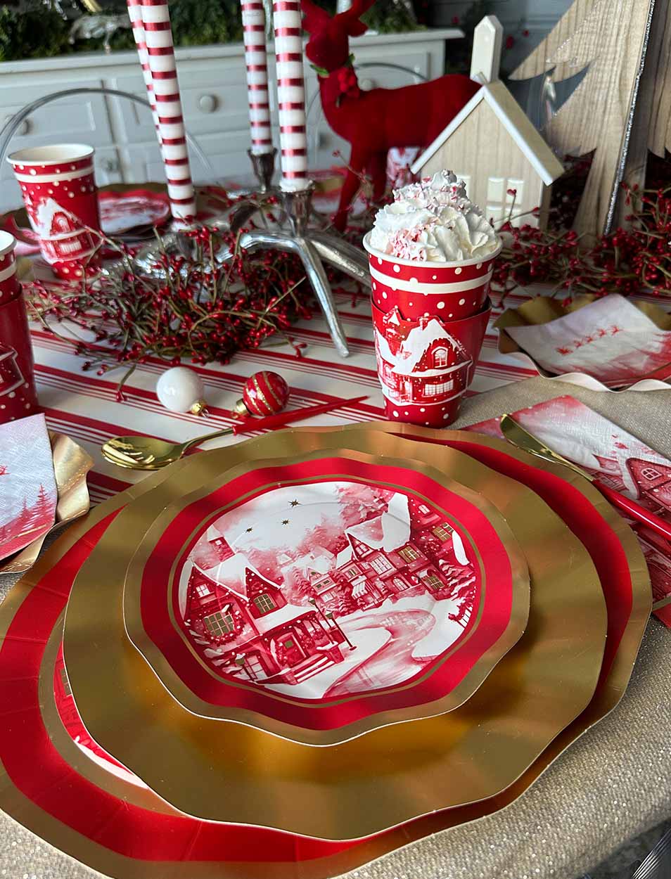 Sophistiplate Wavy Paper Salad Plates – Christmas Village – 8" – 8pk - Image 4