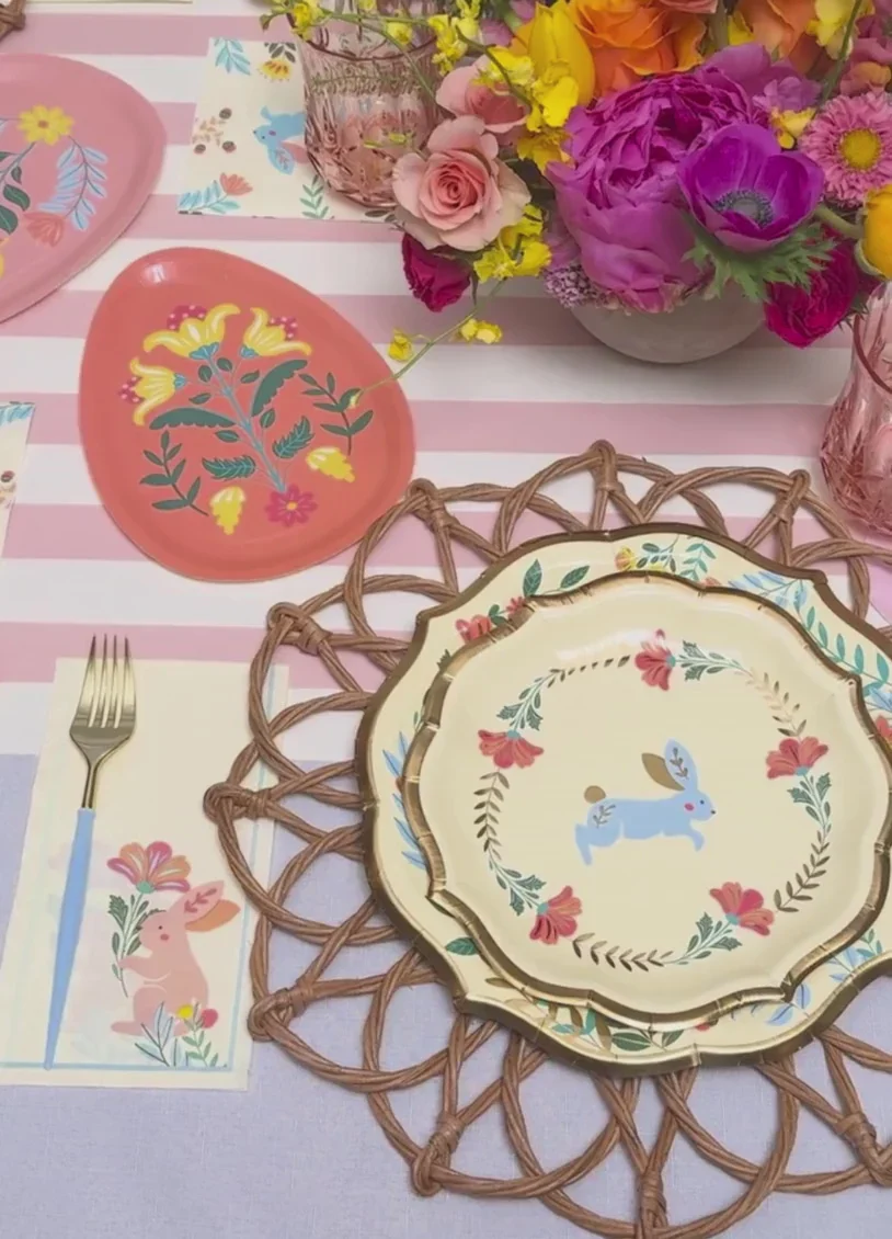 Sophistiplate Wavy Paper Salad & Dessert Plates – 8pk – Folklore Easter - Image 3