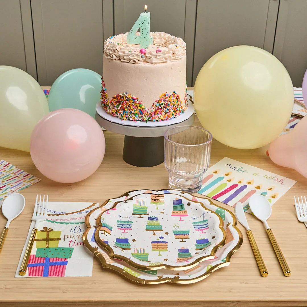 Sophistiplate Wavy Paper Salad Plate - 8pk – Birthday Cakes - Image 3