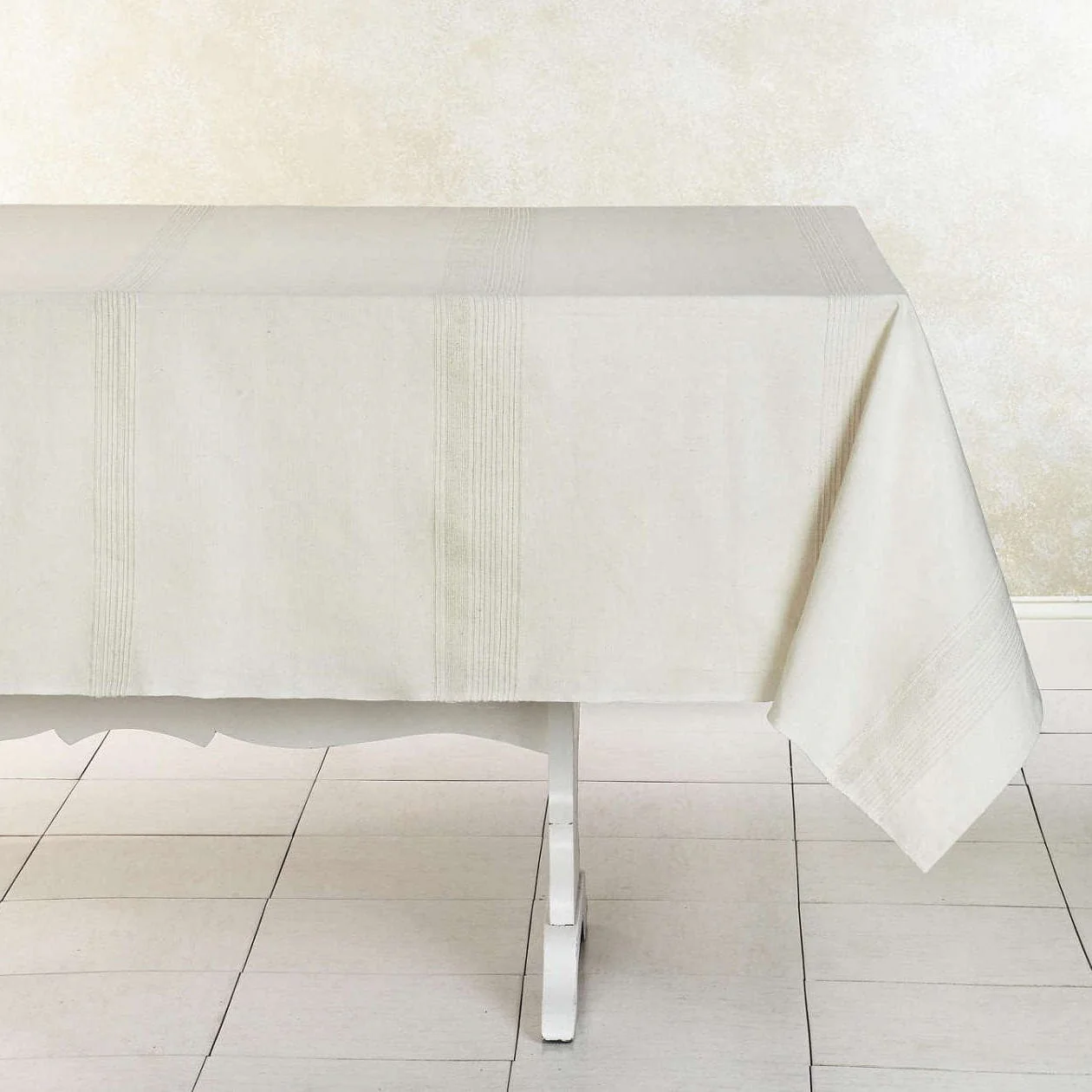 Sustainable Threads 100% Cotton Tablecloth – Cream – 90" x 60" - Image 2