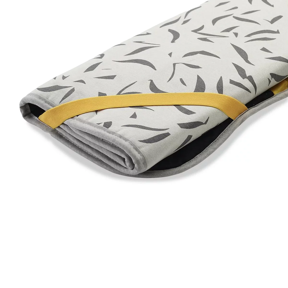 Swift Folding Iron And Steaming Mat – Ecru – 35" x 18" - Image 3