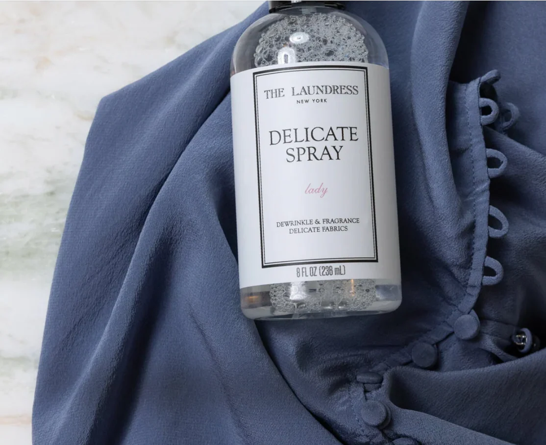 The Laundress Delicate Spray Wrinkle Release with a Sophisticated Lady Soft Scent – 8oz - Image 5