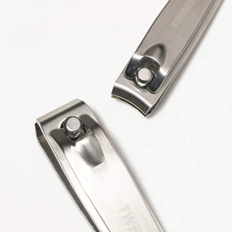 Tweezerman Stainless Steel Combo Fingernail and Toenail Clipper Set - Image 4