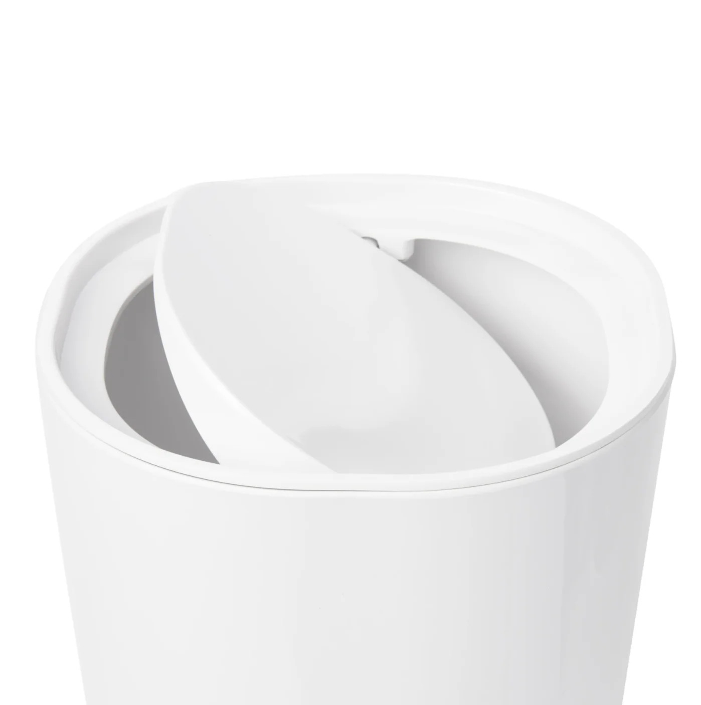 Umbra Covered Waste Can – 1.7 Gallon – White - Image 3