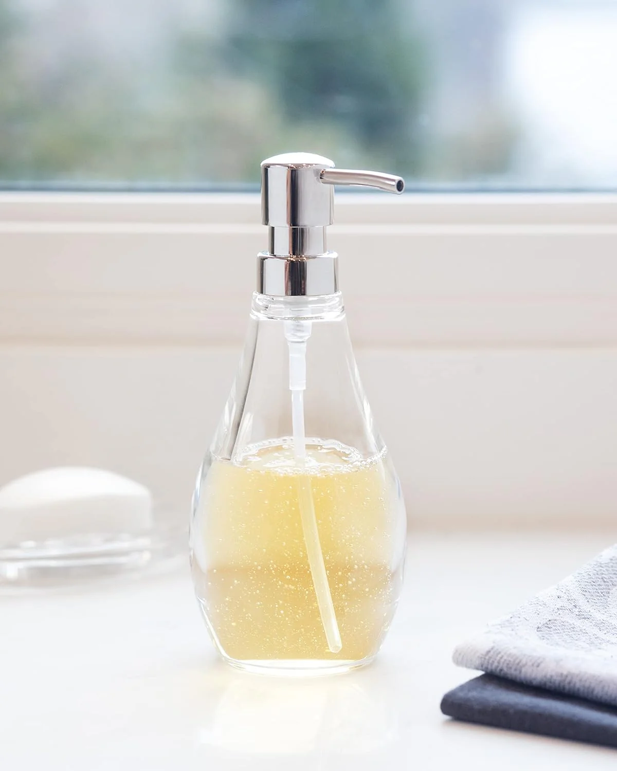 Umbra Droplet Soap Pump – Clear - Image 3