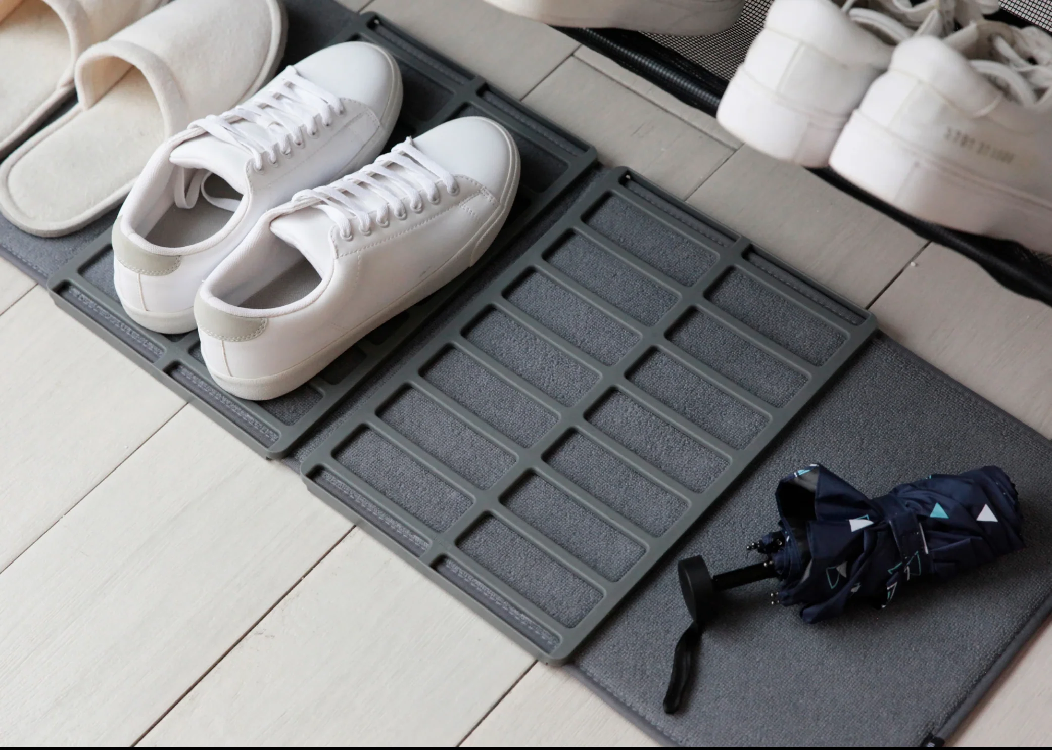 Umbra Shoe Dry – Shoe Rack - Image 3