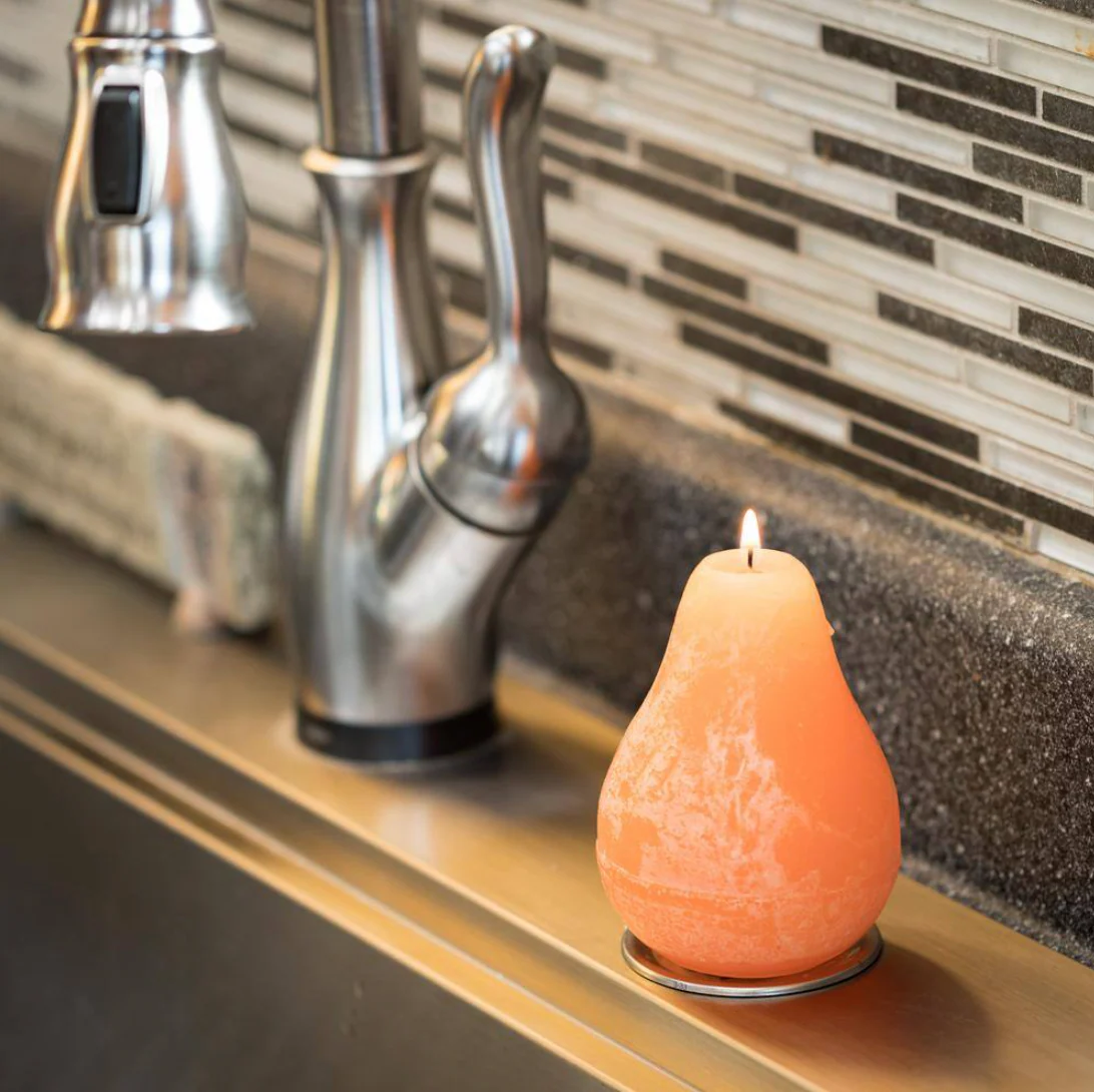 Vance Kitira Timber Pear Candle – Tangerine – 4.5" - Image 3