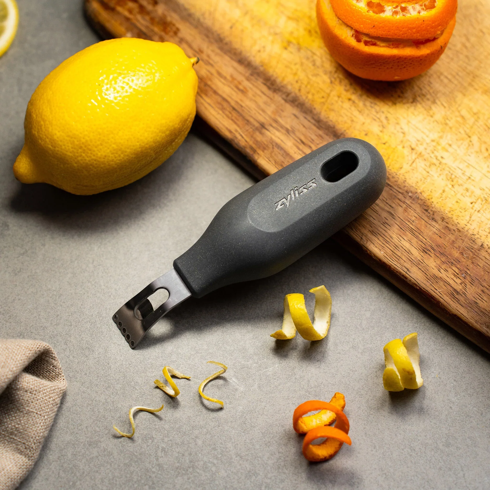 Zyliss 2-In-1 Zester - Image 2