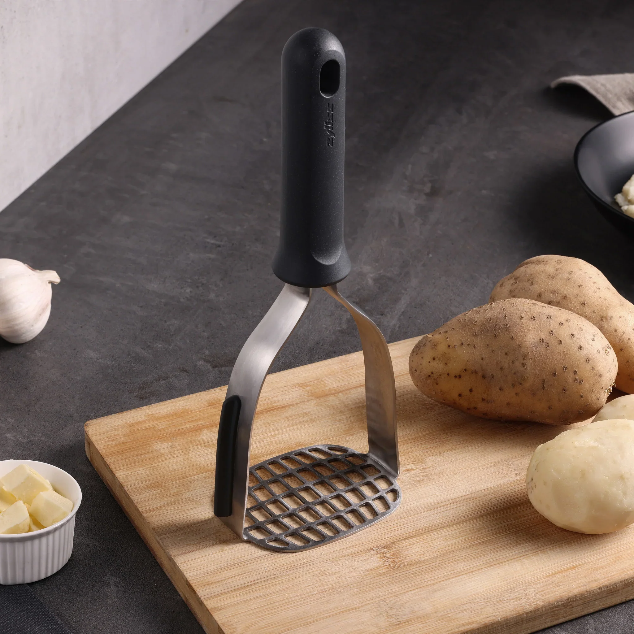 Zyliss Stainless Steel Potato Masher – 10" - Image 3