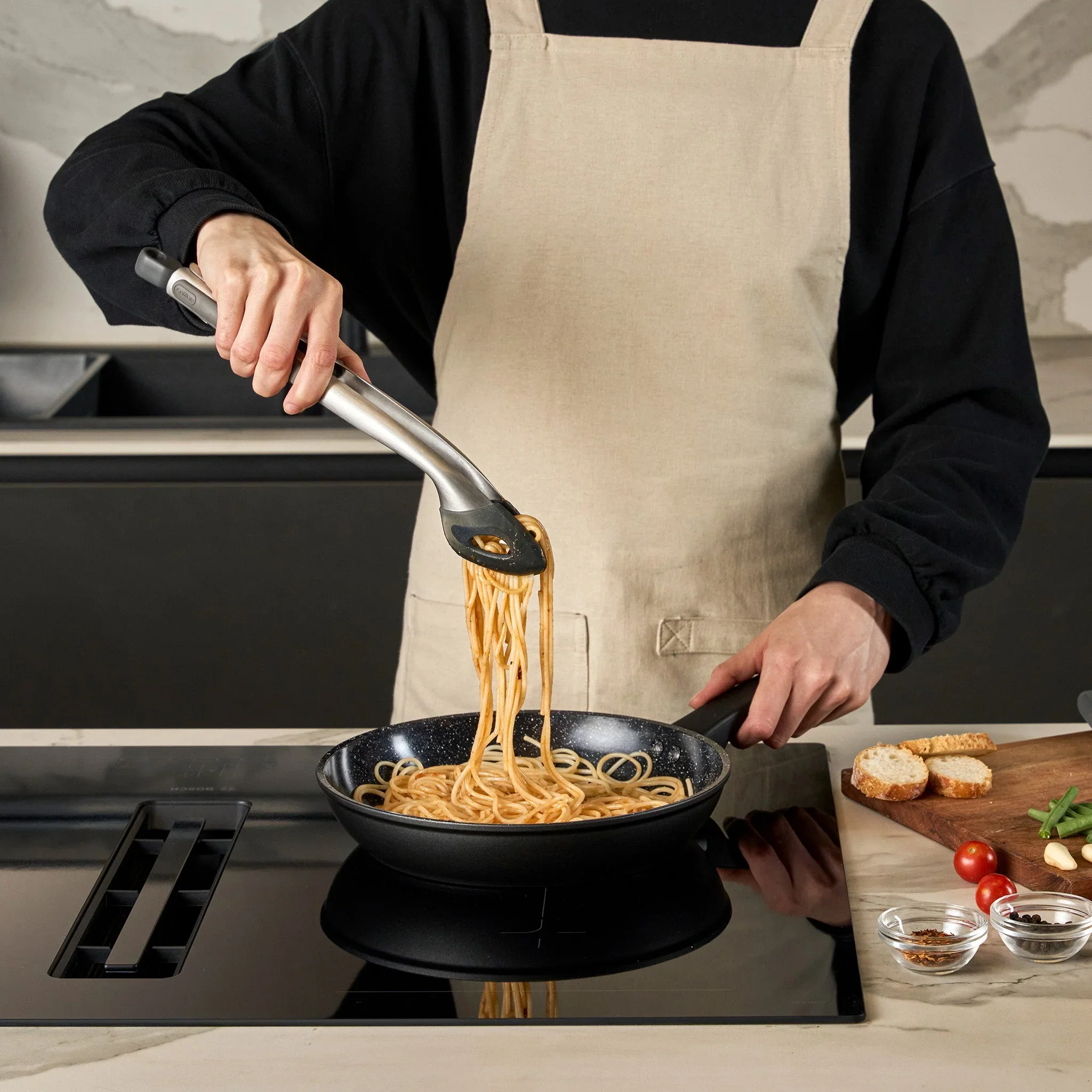 Zyliss Ultimate Ceramic Fry Pan – PFOA & PTFE Free Ceramic Coating – 8" - Image 4