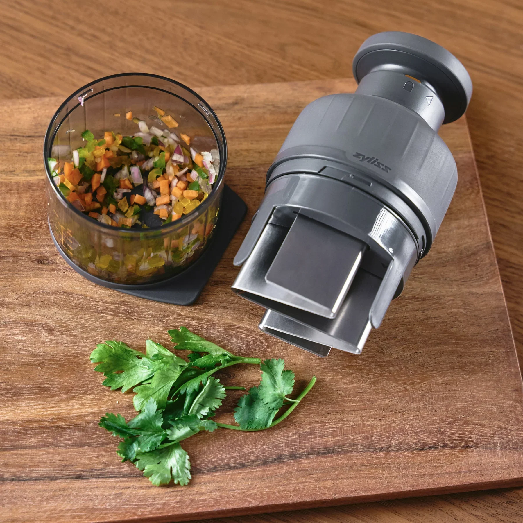 Zyliss Zick-Zick 3 Food Chopper - Image 3